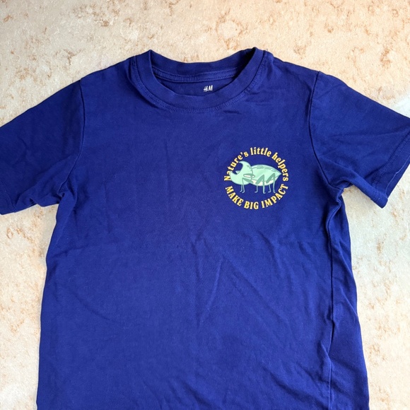 H&M Shirts - Picture 5 of 5